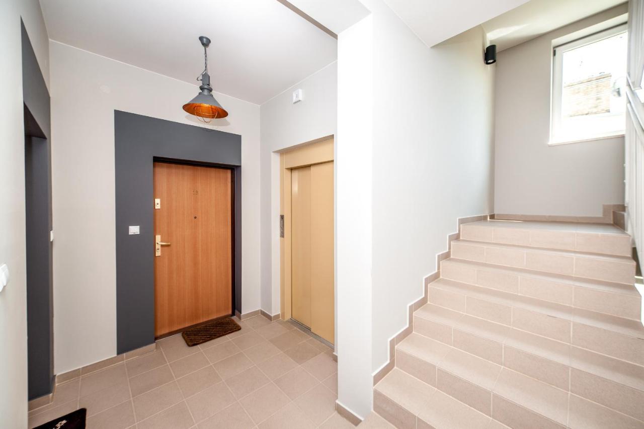 Apartament Wanda W Centrum Kolobrzegu Przy Starowce Bagian luar foto