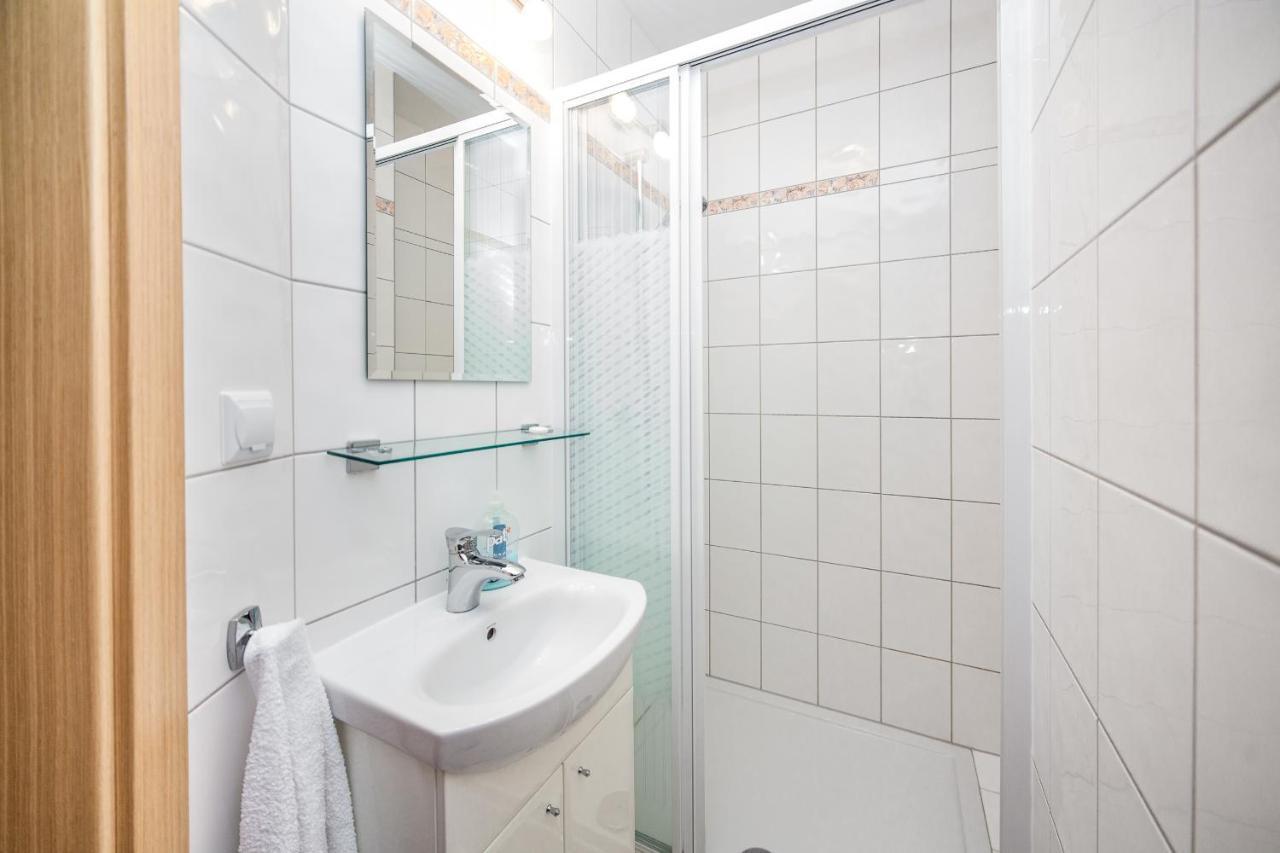 Apartament Wanda W Centrum Kolobrzegu Przy Starowce Bagian luar foto